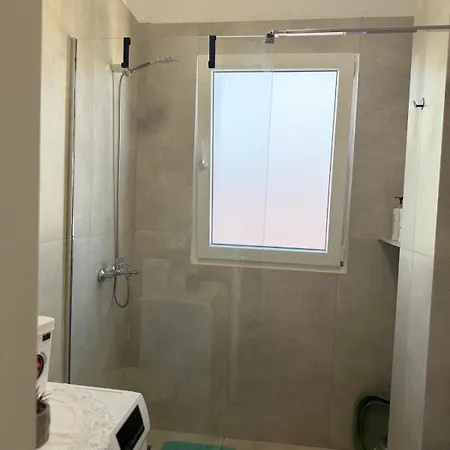 Moonlight Apartamento Golem (Tirana)