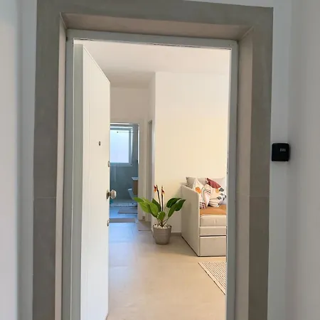 Moonlight Apartamento Golem (Tirana)